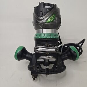 Hitachi M12VC Variable Speed Corded Router